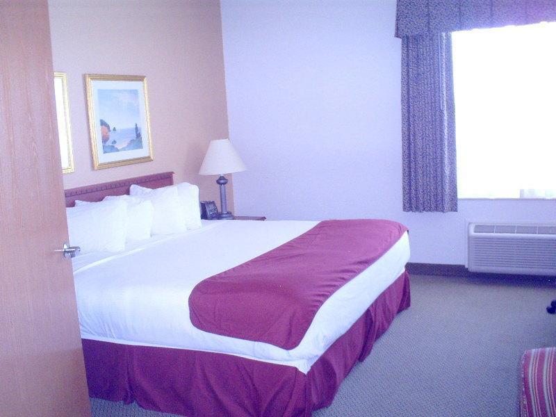 מלון Baymont By Wyndham Plymouth מראה חיצוני תמונה
